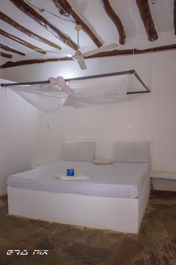 Kijiwetanga Travellers Inn Resort Malindi מראה חיצוני תמונה