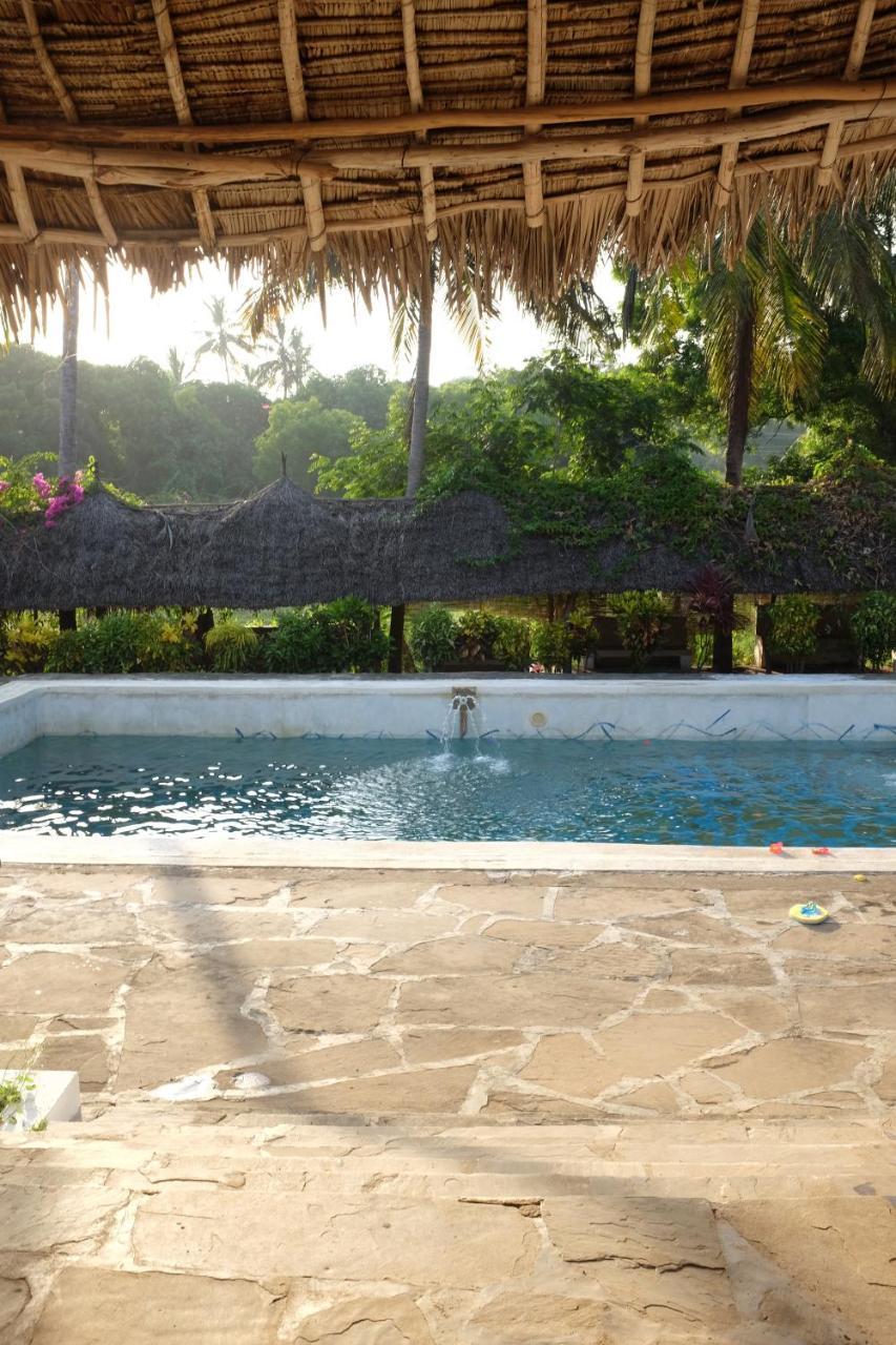 Kijiwetanga Travellers Inn Resort Malindi מראה חיצוני תמונה